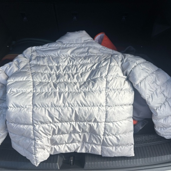 Eddie Bauer Women's Silver Puffer Jacket - Picture 2 of 4